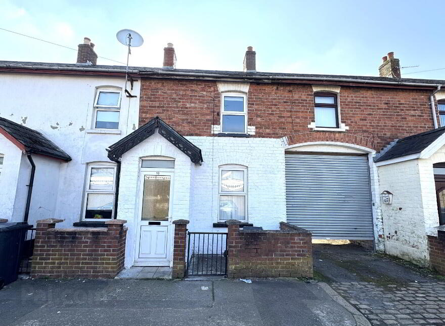 10 Greenville Street, Belfast, BT5 5AG photo