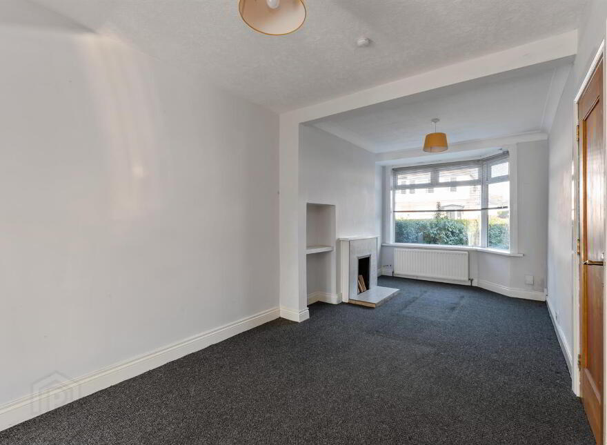 6 Summerhill Parade, Belfast, BT5 7HF