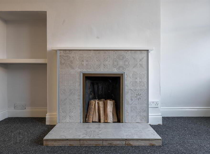 6 Summerhill Parade, Belfast, BT5 7HF