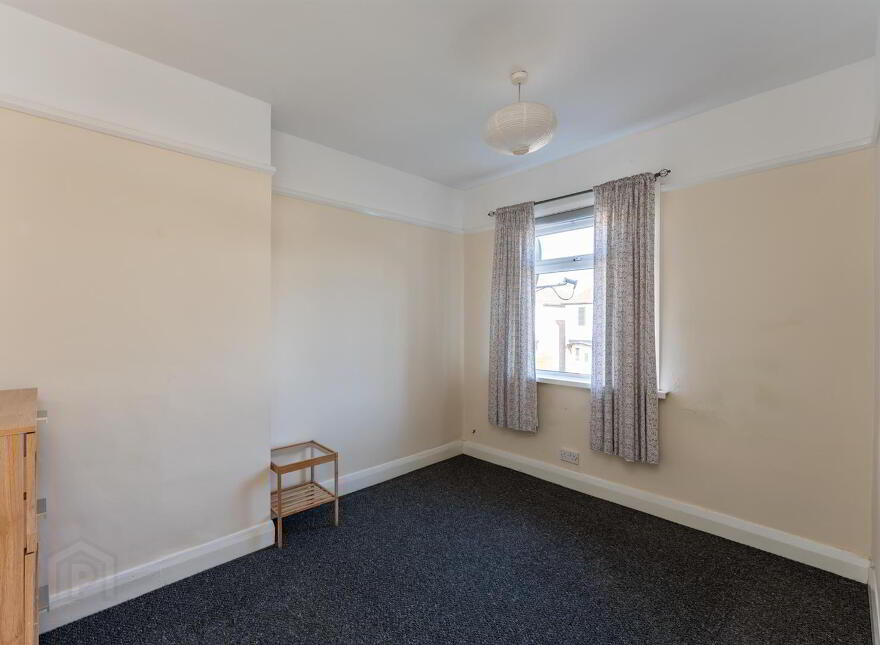 6 Summerhill Parade, Belfast, BT5 7HF