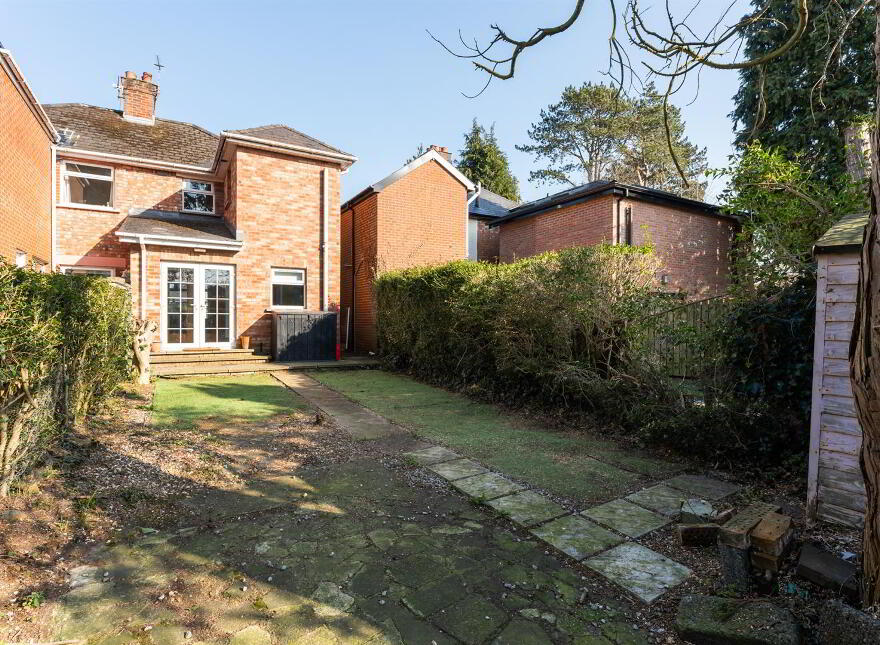 6 Summerhill Parade, Belfast, BT5 7HF