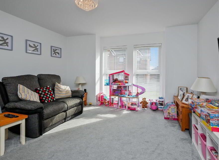 11 Baronsgrange Close, Comber Road, Carryduff, Belfast, BT8 8GH