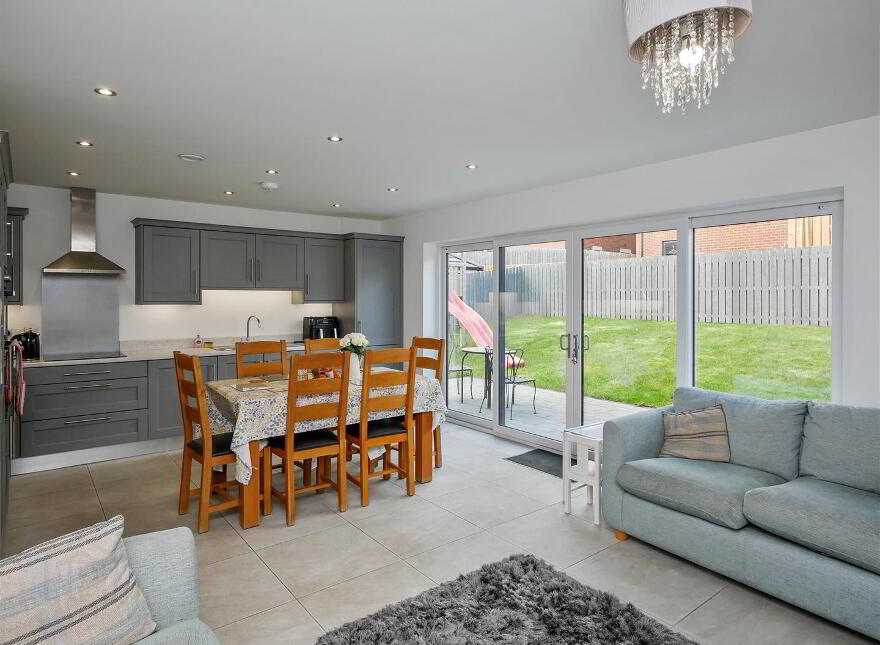 11 Baronsgrange Close, Comber Road, Carryduff, Belfast, BT8 8GH