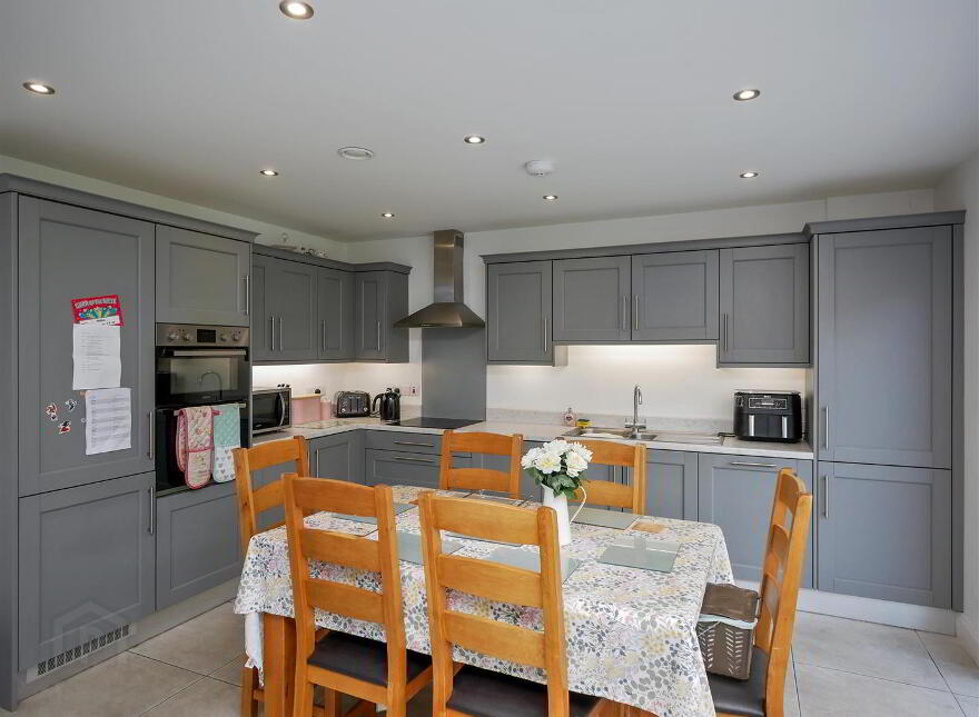 11 Baronsgrange Close, Comber Road, Carryduff, Belfast, BT8 8GH