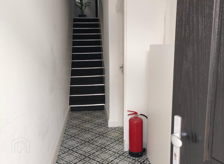 16 Wolseley Street, University Street, Belfast, BT7 1LG