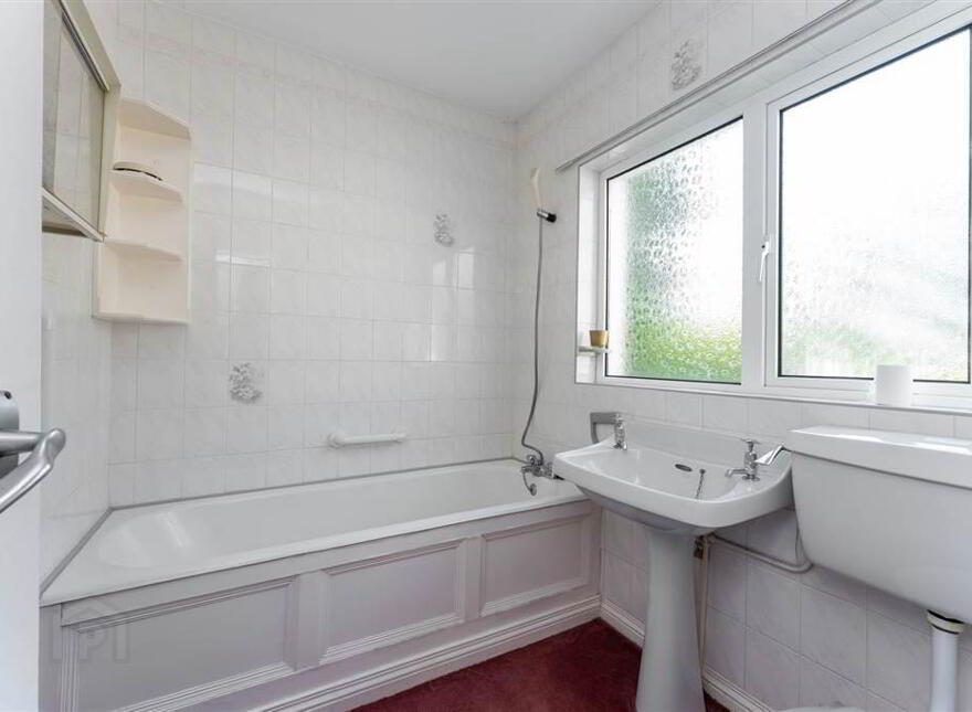 4 Killard Avenue, Downpatrick, BT30 6LA