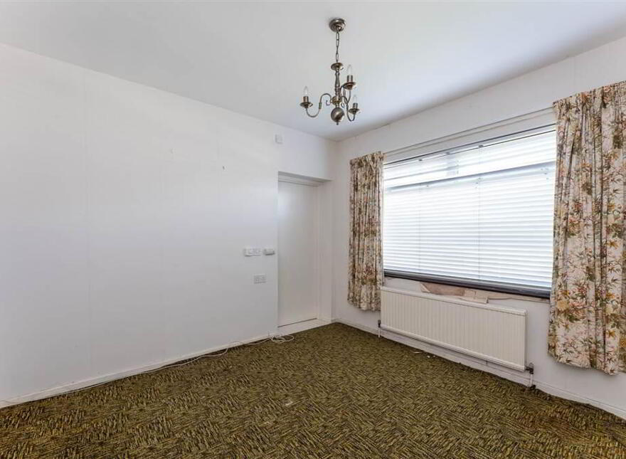 4 Killard Avenue, Downpatrick, BT30 6LA
