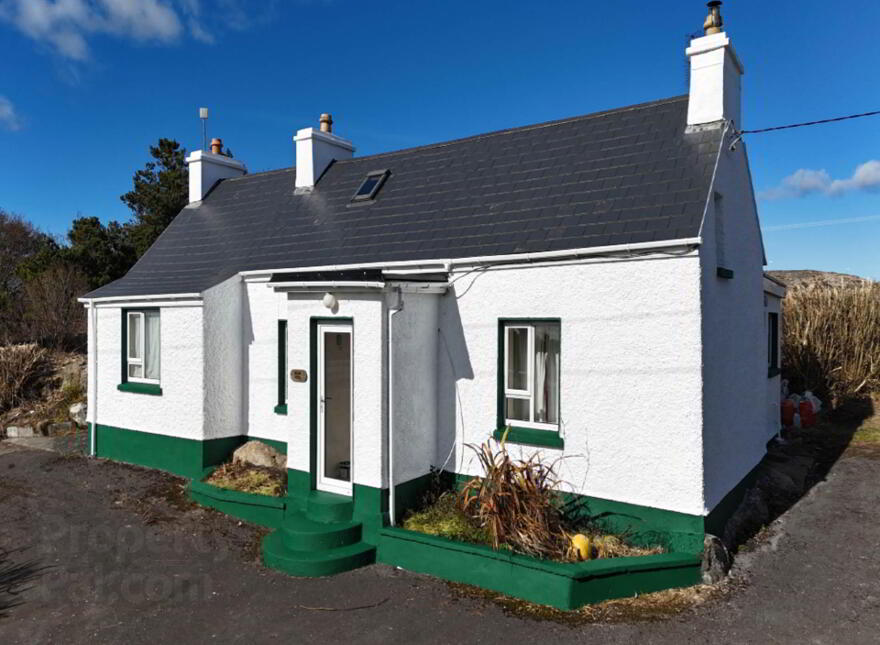 Meadow Cottage, Acres, Burtonport, F94K5K3 photo