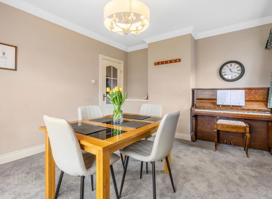 6 Lodge Manor, Coleraine, BT52 1JX