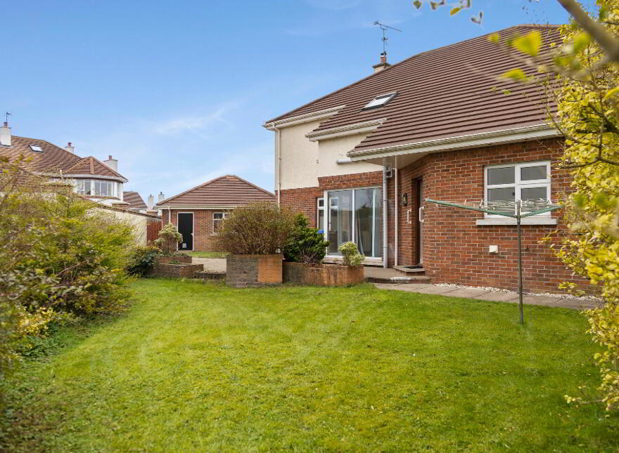 6 Lodge Manor, Coleraine, BT52 1JX