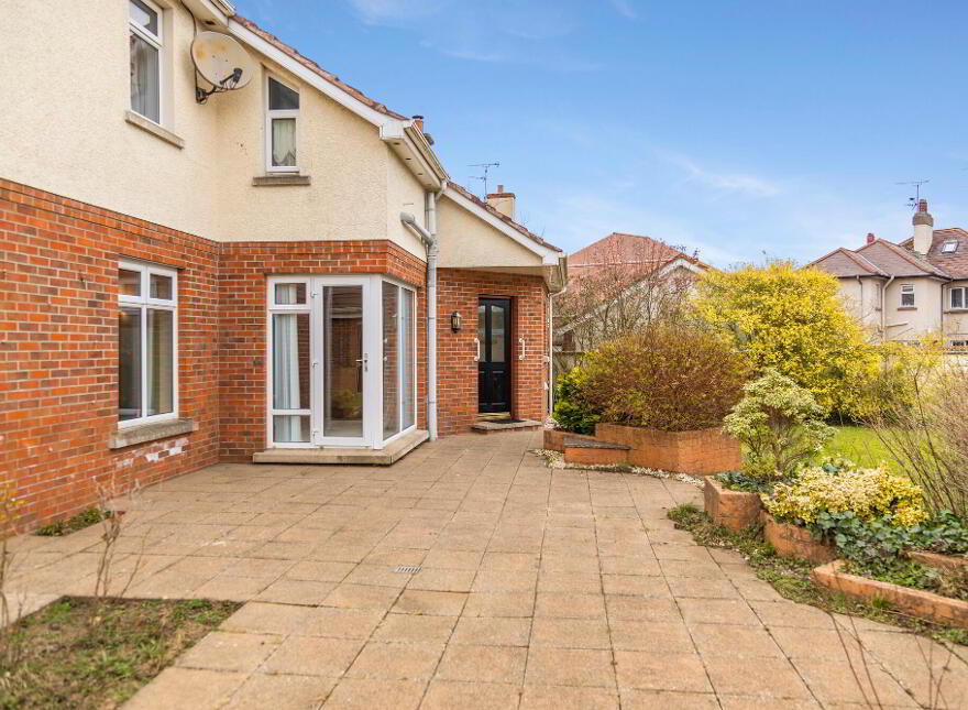 6 Lodge Manor, Coleraine, BT52 1JX