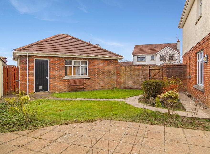 6 Lodge Manor, Coleraine, BT52 1JX