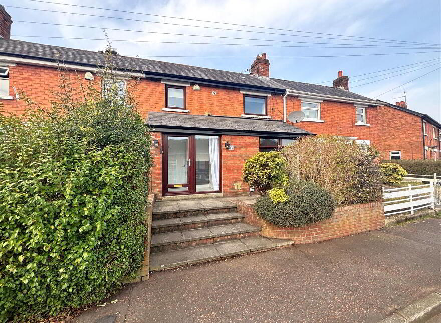 85 Seaview Drive, Belfast, BT15 3ND photo