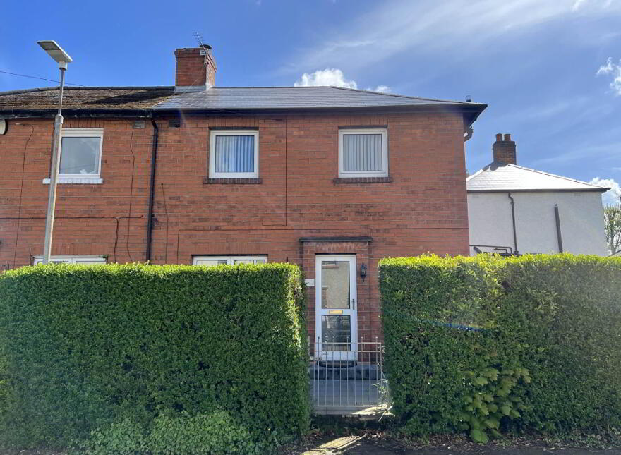 34 Ardenlee Gardens, Belfast, BT6 8QH photo