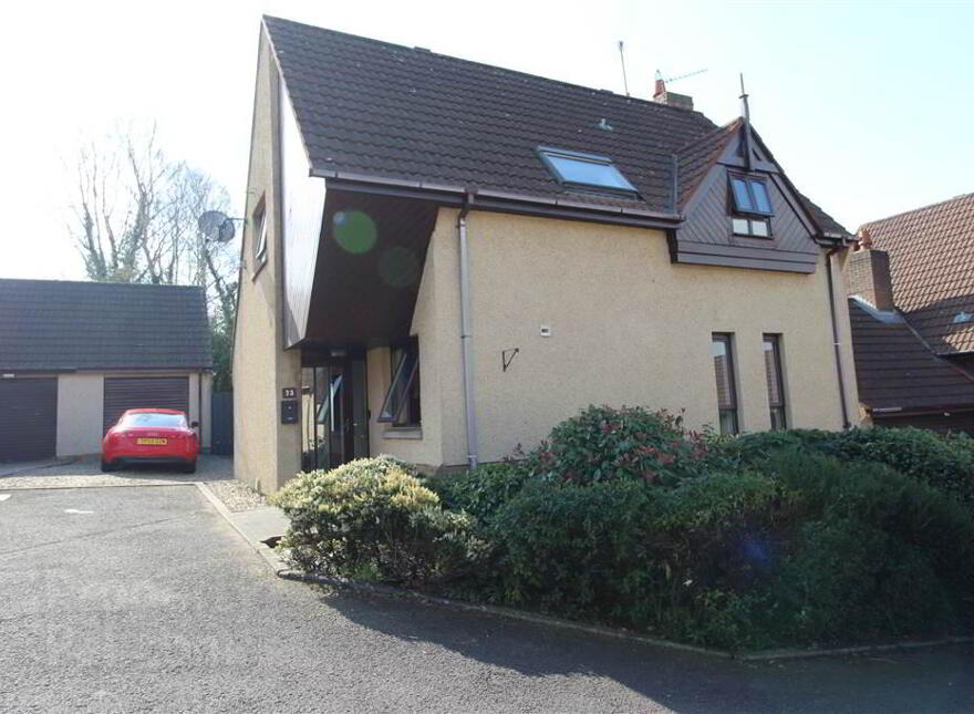 32 Greer Park Avenue, Belfast, BT8 7YF photo