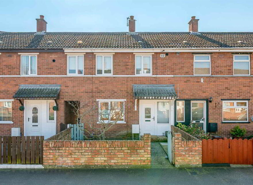 28 Lisavon Drive, Belfast, BT4 1LJ photo