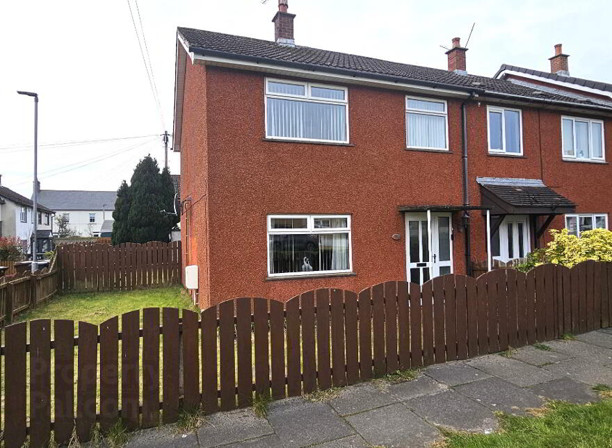 74 Moyard Gardens, Greenisland, BT38 8XD photo