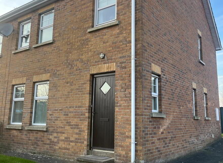 8 The Paddocks, Glebe, Strabane, BT82 9GZ photo