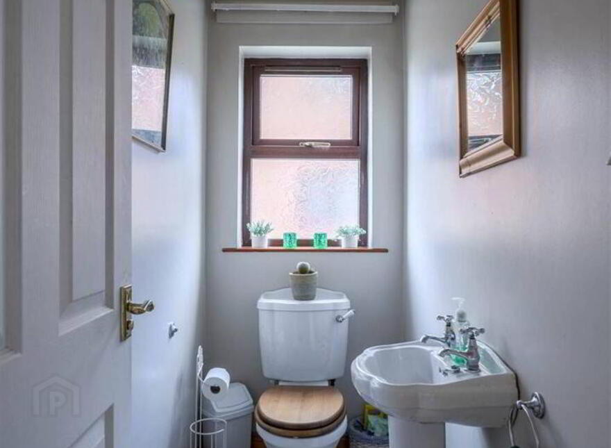 5 North Side Park, Newtownards, BT23 7EY