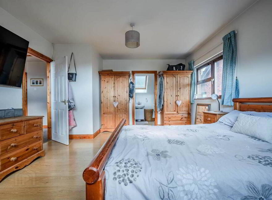 5 North Side Park, Newtownards, BT23 7EY