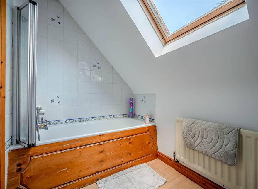 5 North Side Park, Newtownards, BT23 7EY