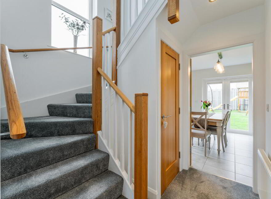 2 Evesham Lane, Bangor, BT19 1FU