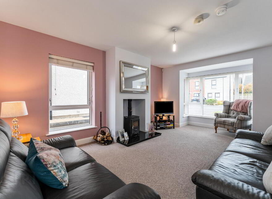2 Evesham Lane, Bangor, BT19 1FU