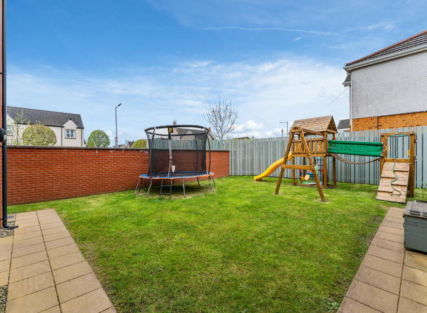 2 Evesham Lane, Bangor, BT19 1FU