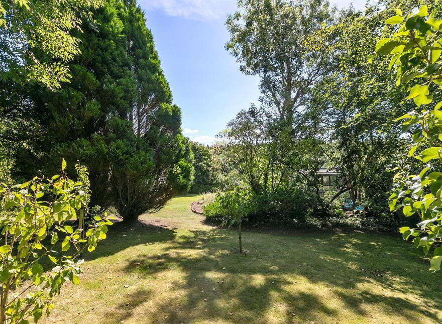 48 Mountstewart Road, Newtownards, BT22 2AX