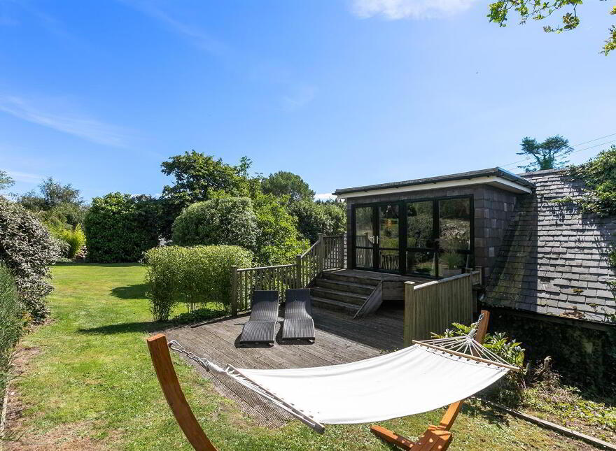 48 Mountstewart Road, Newtownards, BT22 2AX