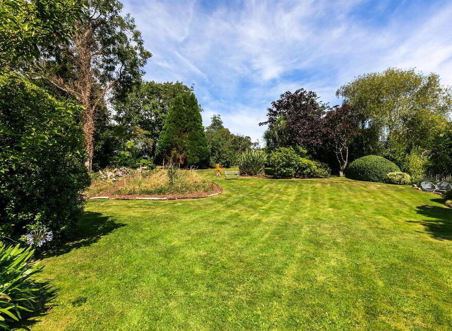 48 Mountstewart Road, Newtownards, BT22 2AX