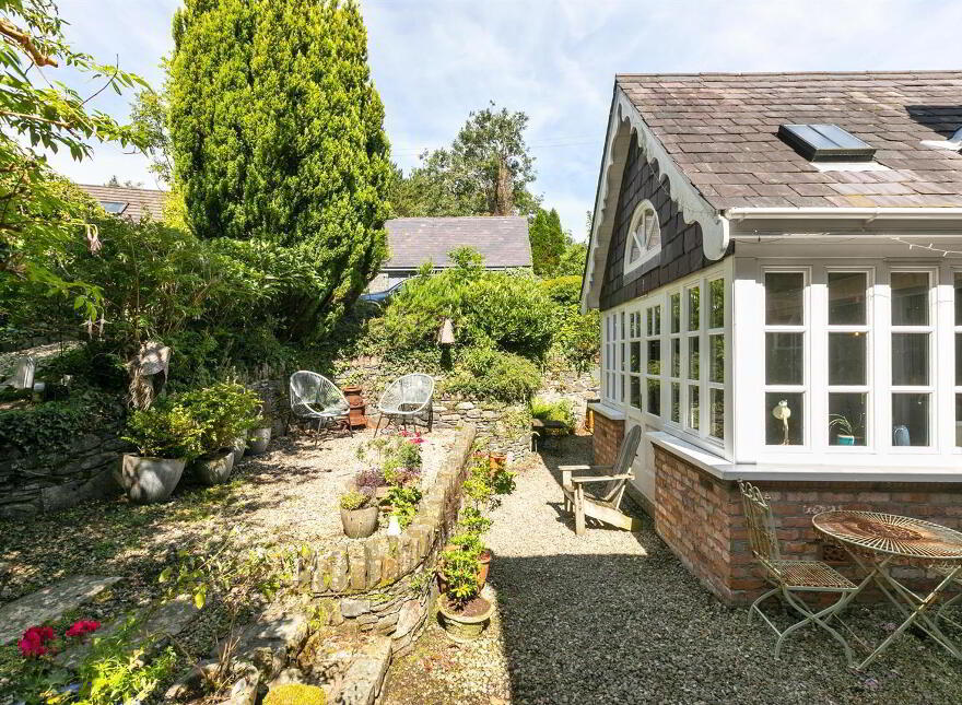 48 Mountstewart Road, Newtownards, BT22 2AX
