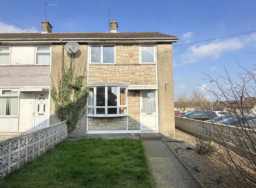 24 Highfield Gardens, Banbridge, BT32 3HY photo