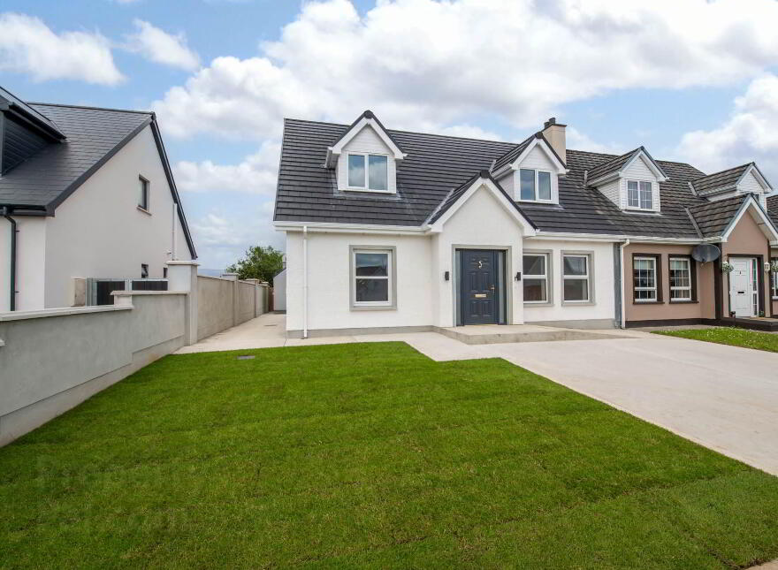 5 The Four Acres, Buncrana, F93NY90 photo