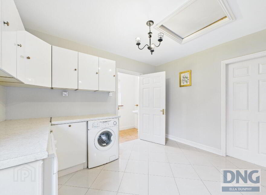 21 Springmount, Waterford Road, Kilkenny Town, R95E5X9