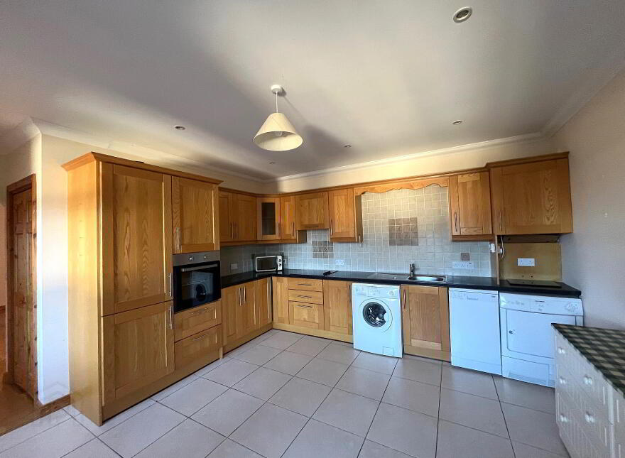 Apt 8a, Carrowmore Meadows, Knock