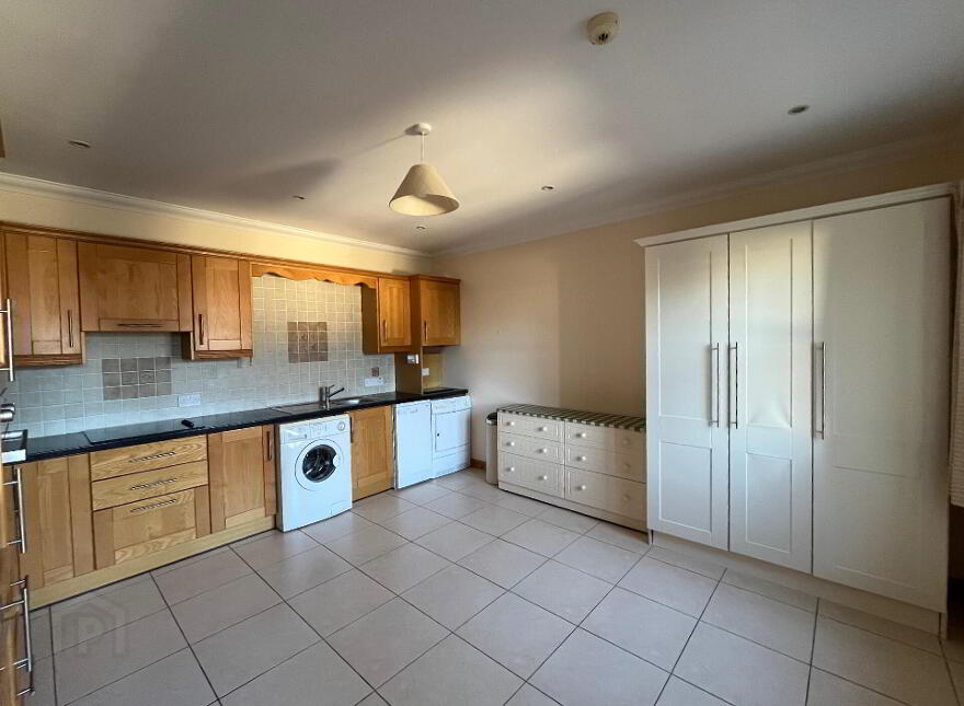 Apt 8a, Carrowmore Meadows, Knock