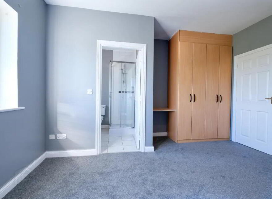 33 Gleann Riada, Strokestown Road, N39E4Y0