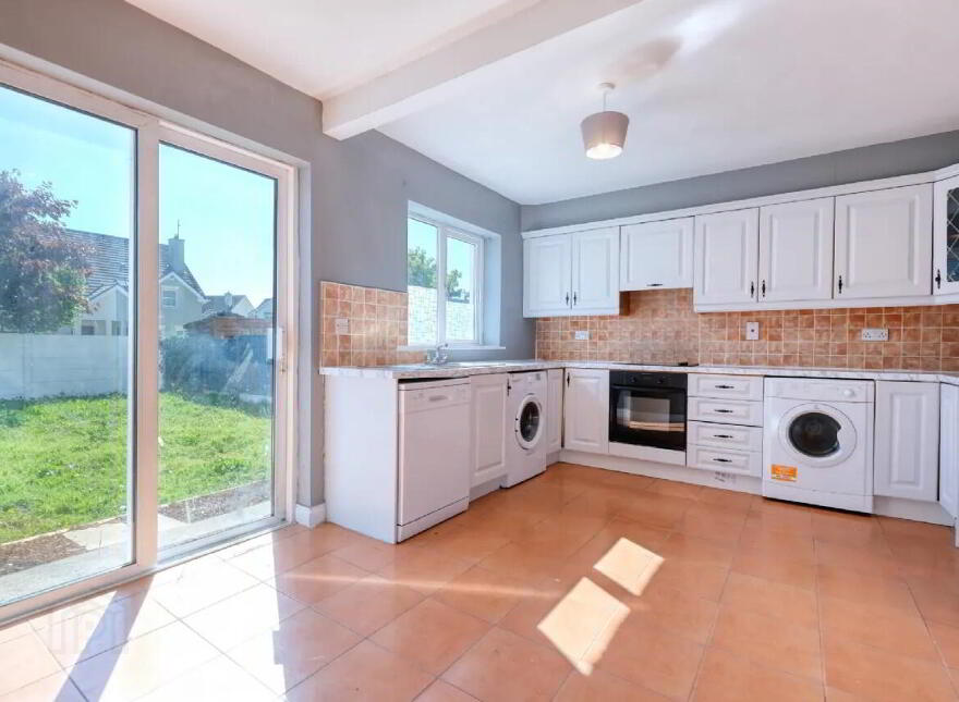 33 Gleann Riada, Strokestown Road, N39E4Y0