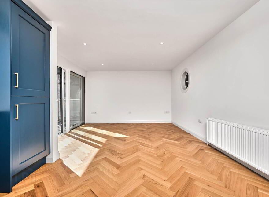 Apt 1, 5 Harbour Road, Carnlough, BT44 0EU
