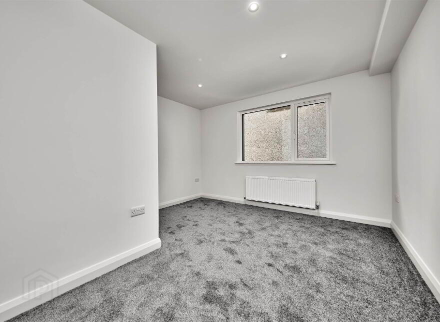 Apt 1, 5 Harbour Road, Carnlough, BT44 0EU
