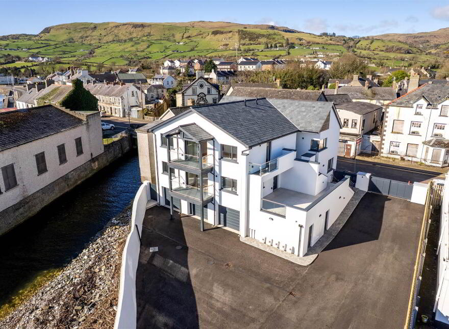 Apt 1, 5 Harbour Road, Carnlough, BT44 0EU