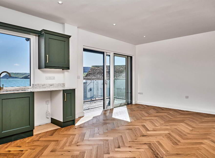 Apt 2, 5 Harbour Road, Carnlough, BT44 0EU