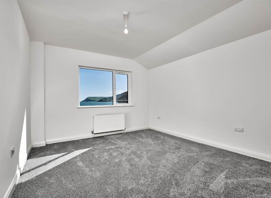 Apt 2, 5 Harbour Road, Carnlough, BT44 0EU