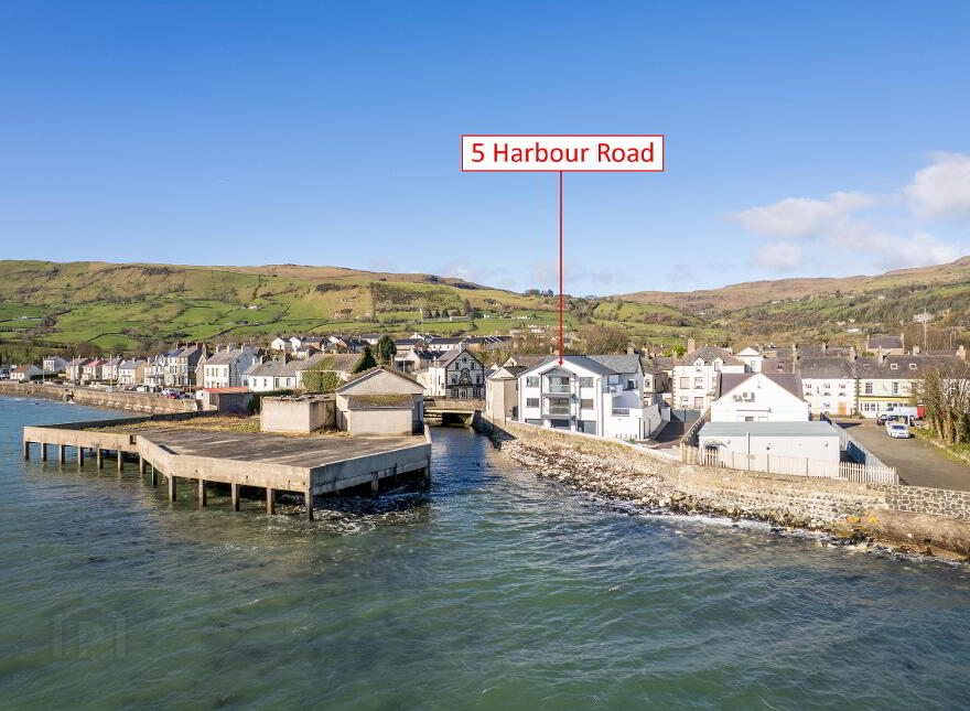 Apt 2, 5 Harbour Road, Carnlough, BT44 0EU