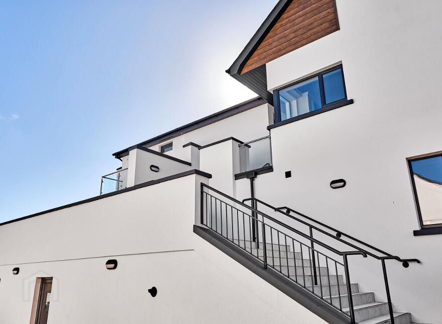 Apt 2, 5 Harbour Road, Carnlough, BT44 0EU