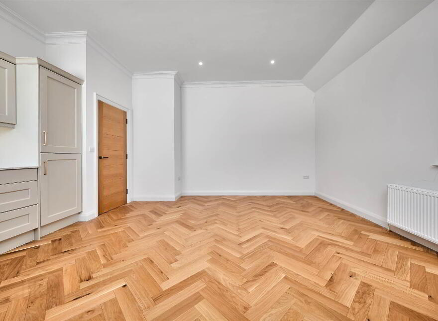 Apt 3, 5 Harbour Road, Carnlough, BT44 0EU