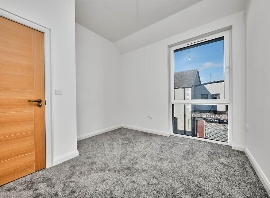 Apt 3, 5 Harbour Road, Carnlough, BT44 0EU