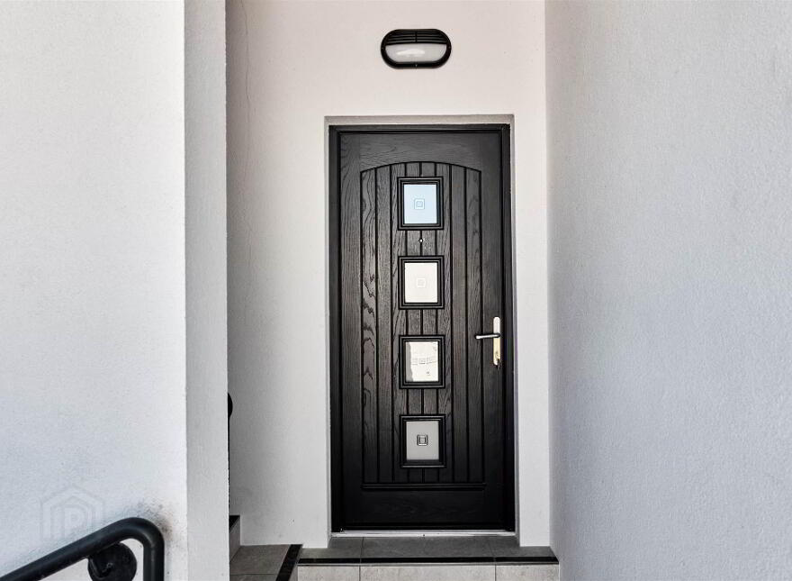 Apt 3, 5 Harbour Road, Carnlough, BT44 0EU