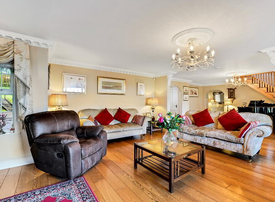 4 Woodbridge Hill, Waterside, BT47 2EE